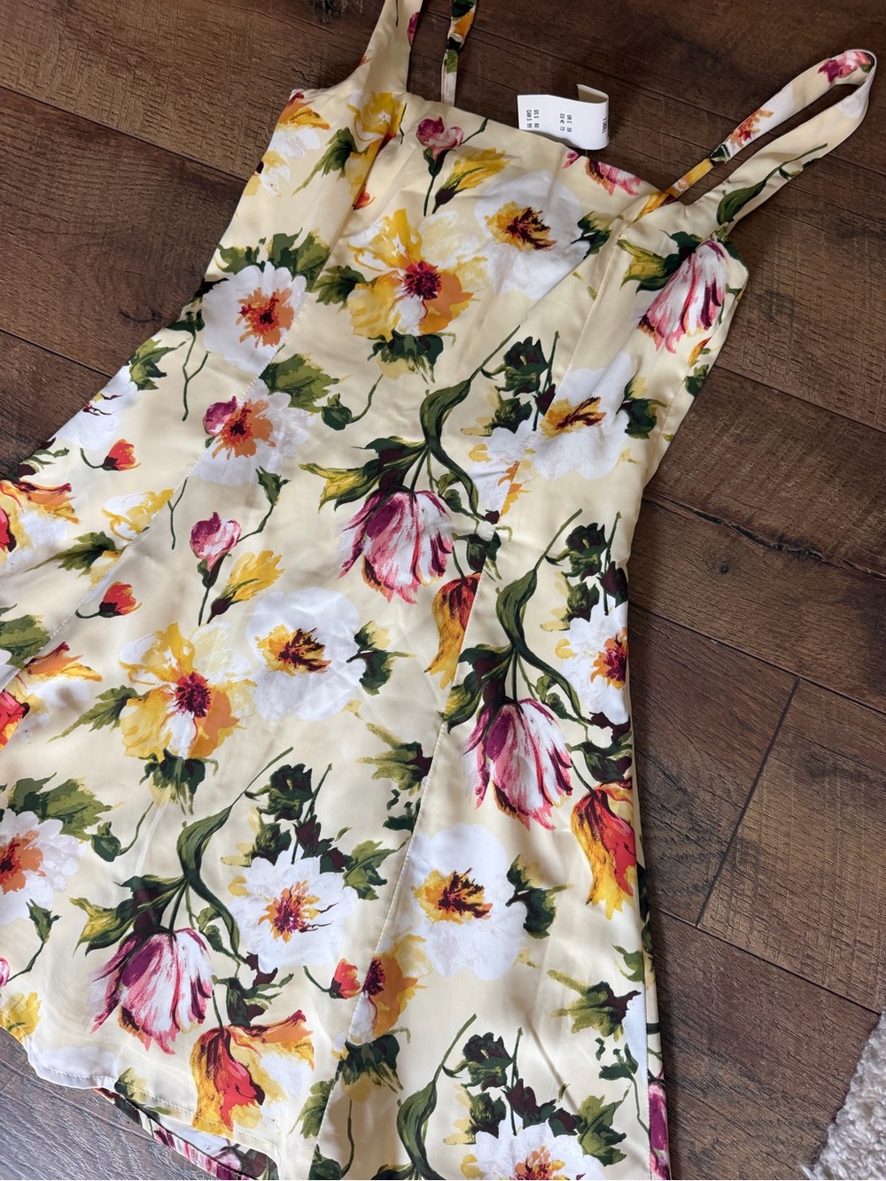 Abercrombie & Fitch Yellow Floral Mini Dress xs NWT